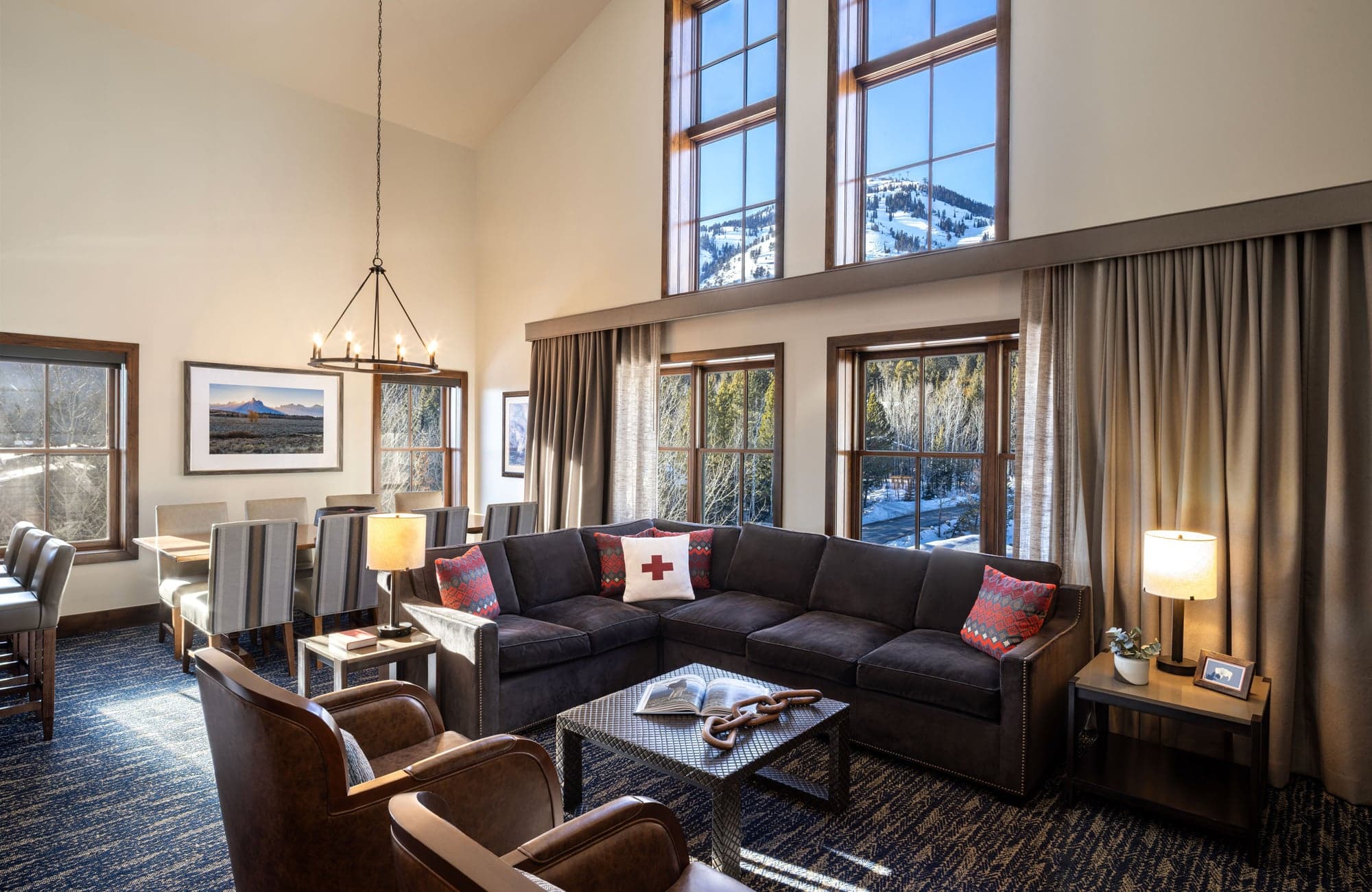 Large Living Room With Vaulted Ceiling