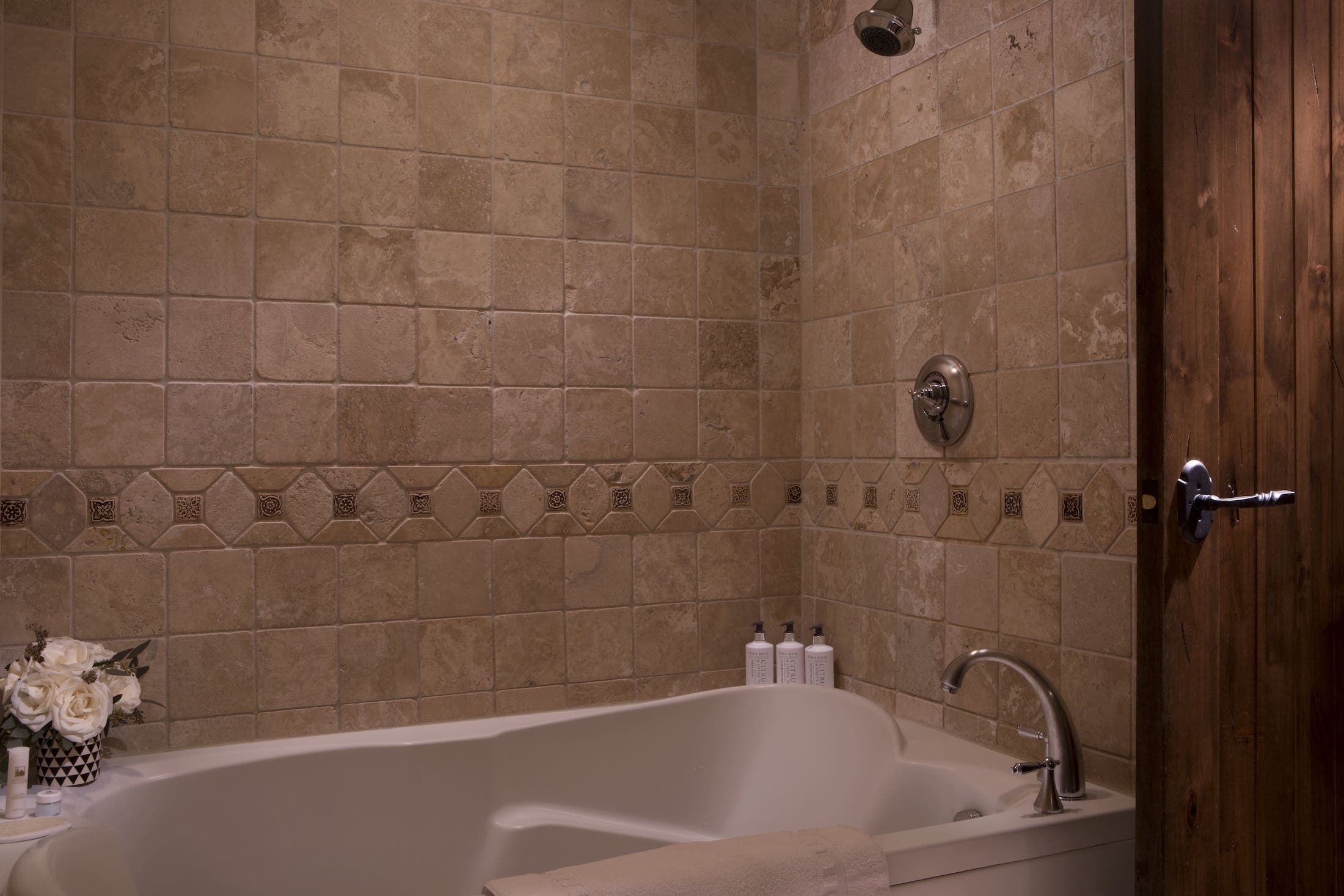Teton Mountain Lodge & Spa Bathroom with Jetted Tub